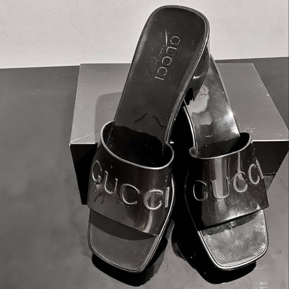 GUCCI Rubber Slide Sandal